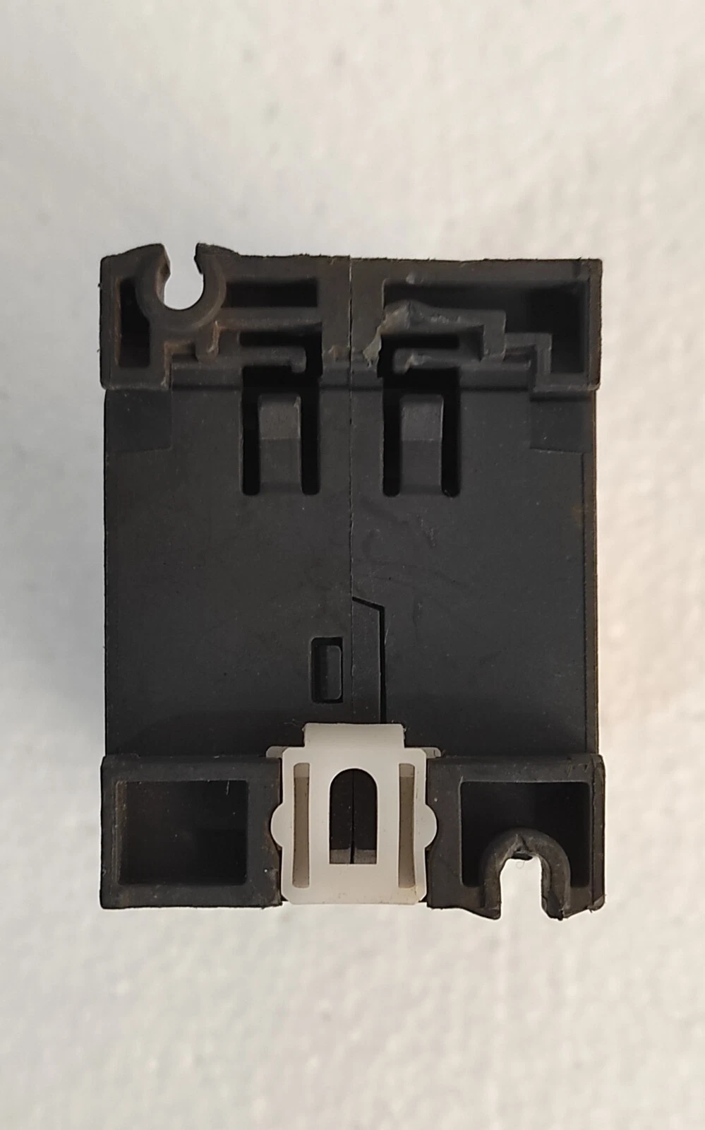 admin/uploads/uploads/Schneider Motor Management Controller Expansion Module_4.webp